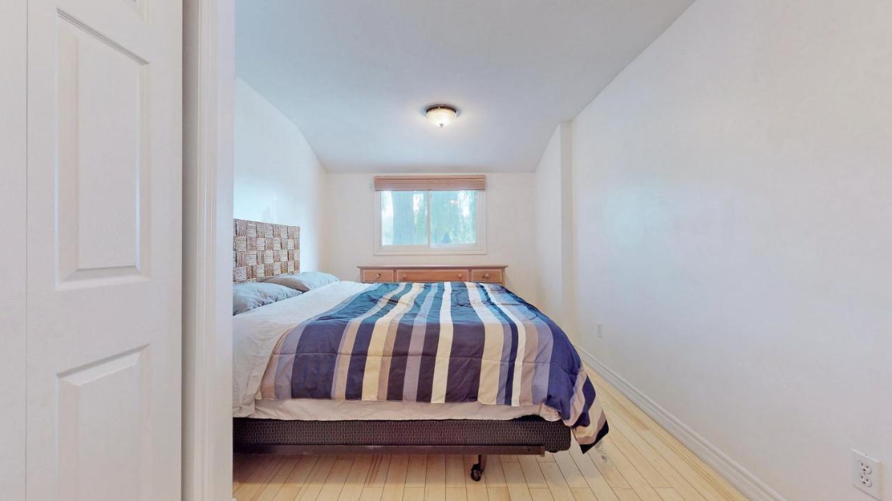 Main Beach River Retreat - Wasaga Beach 1 - Main Strip - 95 Mosley St Εξωτερικό φωτογραφία