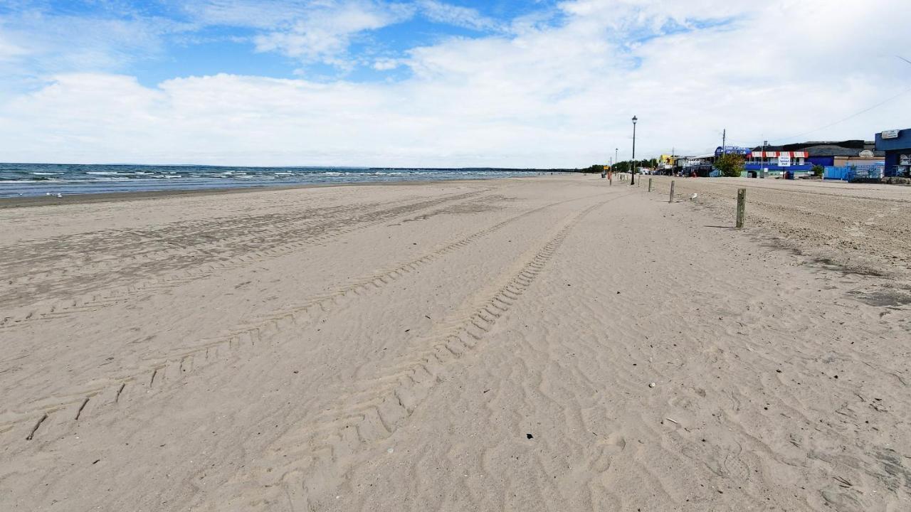 Main Beach River Retreat - Wasaga Beach 1 - Main Strip - 95 Mosley St Εξωτερικό φωτογραφία