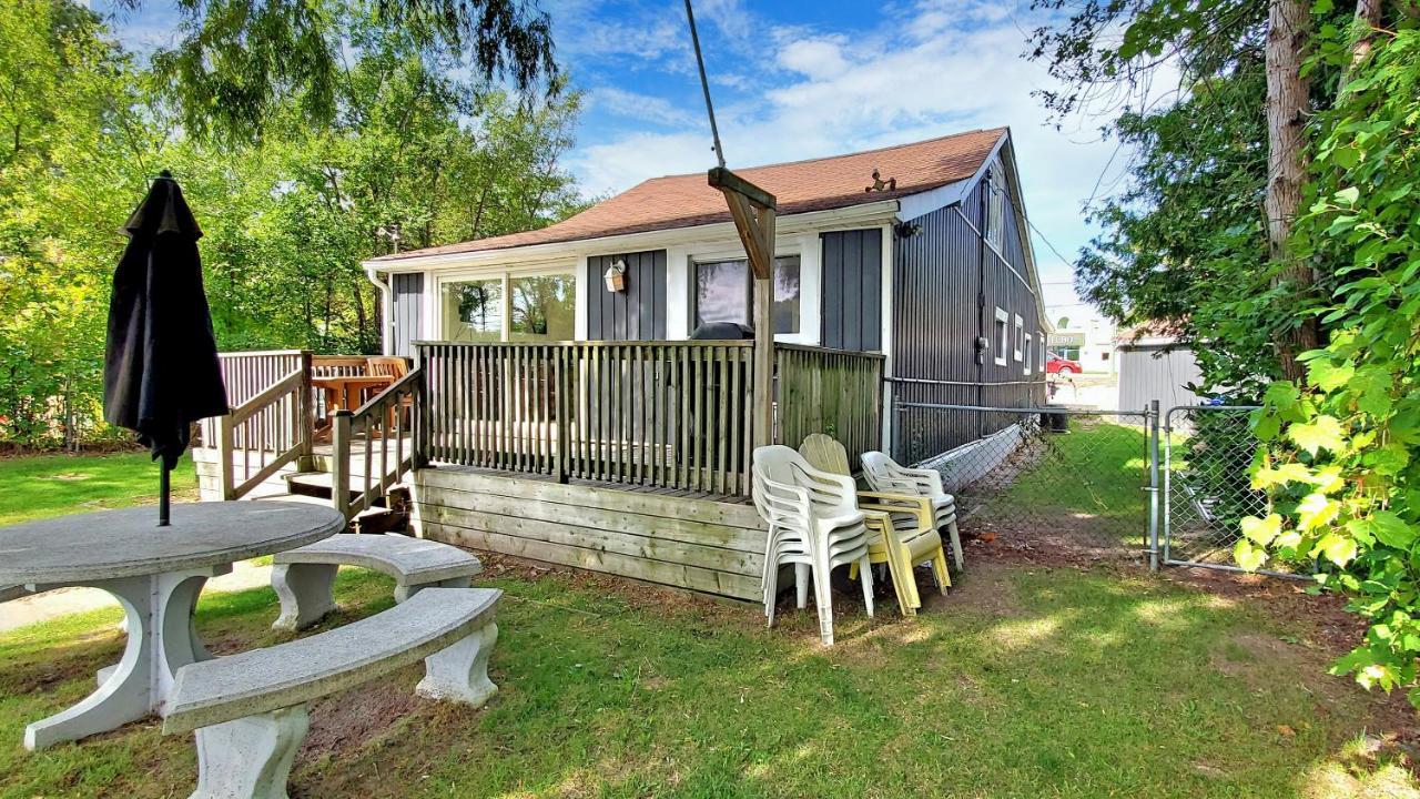 Main Beach River Retreat - Wasaga Beach 1 - Main Strip - 95 Mosley St Εξωτερικό φωτογραφία